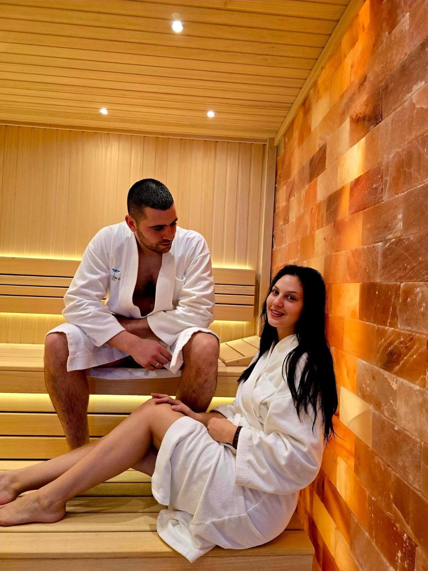 Hotel Tiski Cvet Törökbecse Kültér fotó