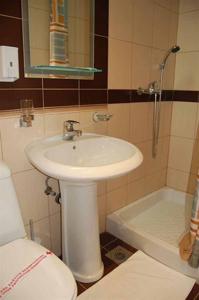 Hotel Tiski Cvet Törökbecse Kültér fotó